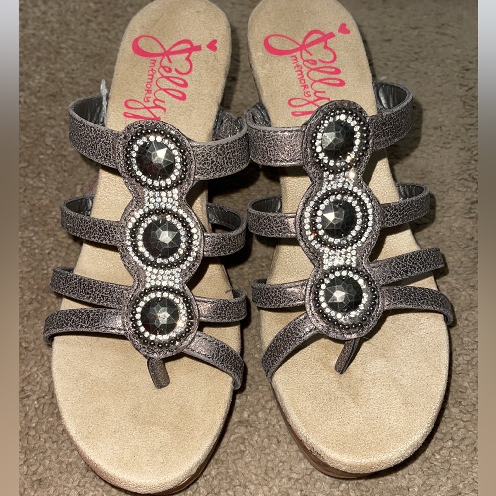 Jellypop wedges with memory foam soles. Never worn. NWT size 9